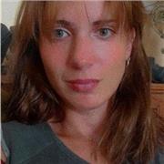 Laurea in architettura d'interni+ master e abilitazione all'insegnamento in arti visive. Esp. Prof. Nel design di spazi recreativi